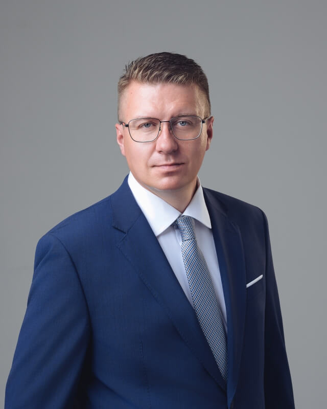 Марцин Савинец